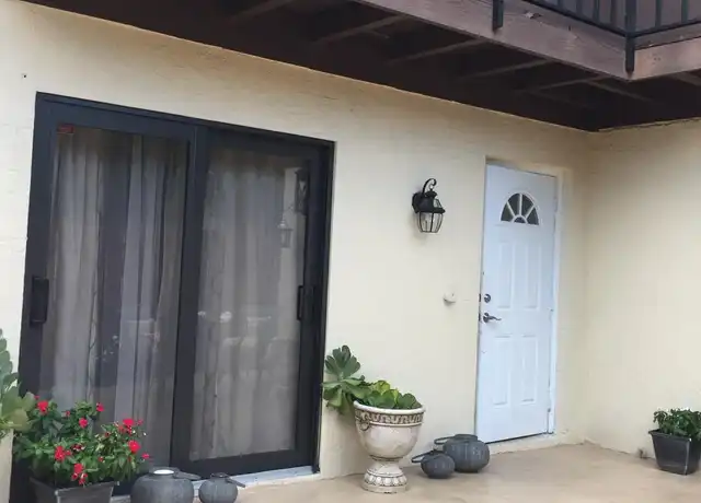 Property at 2816 Kirk Rd, Lake Worth, FL, 33461, 2 beds, 1.5 baths, [object Object]