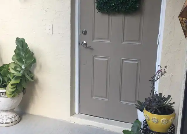 Property at 2816 Kirk Rd, Lake Worth, FL, 33461, 2 beds, 1.5 baths, [object Object]