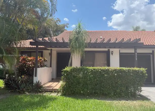 Property at 7029 Marlberry Ln #7029, Tamarac, FL, 33321, 3 beds, 2 baths, [object Object]