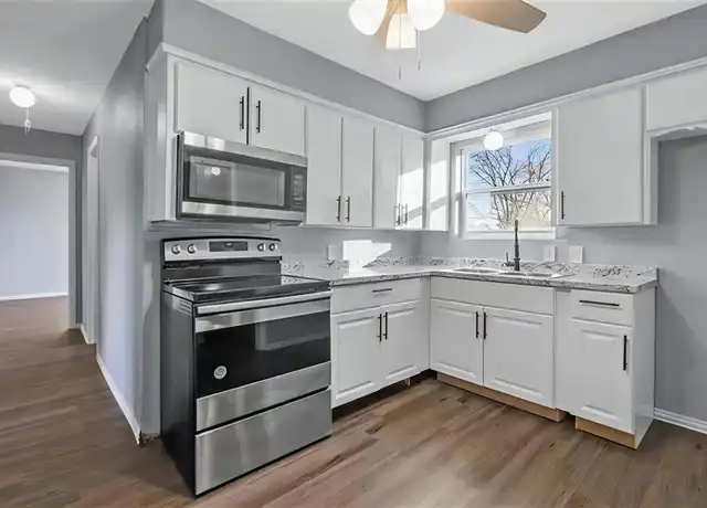 Property at 732 E Morton St, Denison, TX, 75021, 3 beds, 1 bath, [object Object]