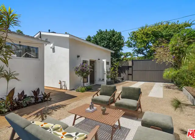 Property at 2425 Cloy Ave, Venice, CA, 90291, 3 beds, 3 baths, [object Object]