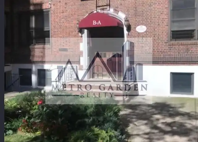 Property at 11714 Union Tpke, Kew Gardens, NY, 11415, 3 beds, 2 baths, [object Object]