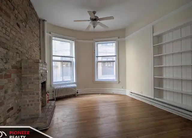 Property at 1216 N Dearborn St Unit D1220-A3, Chicago, IL, 60610, 2 beds, 1 bath, [object Object]