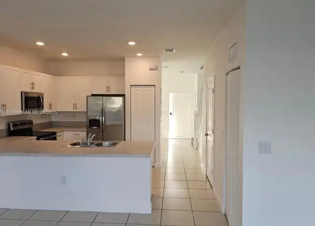 Property at 607 NE 208th Ter Unit 607, Miami, FL, 33179, 3 beds, 2.5 baths, [object Object]