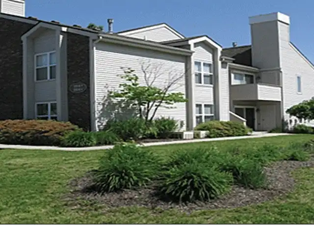 Property at 1140 Shadow Ln Unit 201, Toledo, OH, 43615, 2 beds, 2 baths, [object Object]