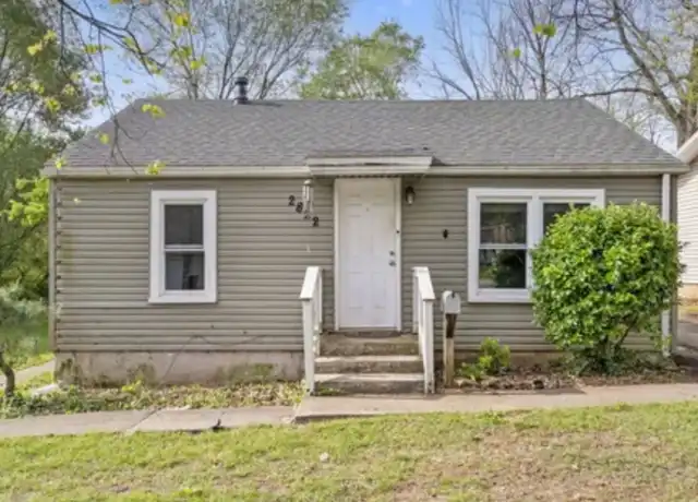 Property at 2822 W College St, Springfield, MO, 65802, 3 beds, 1 bath, [object Object]