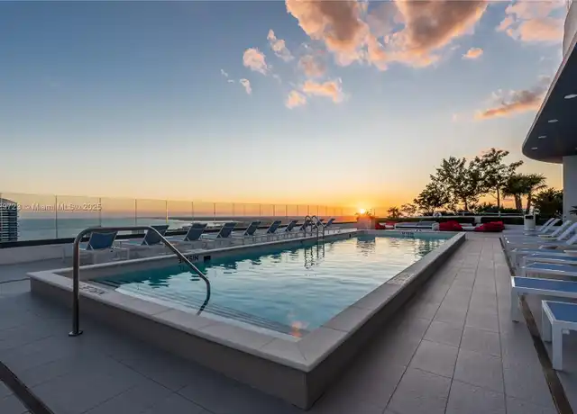 Property at 45 SW 9th St #1706, Miami, FL, 33130, 2 beds, 2 baths, [object Object]