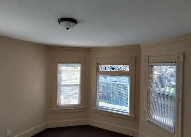 Property at 39 Wendell Pl Unit 2, Springfield, MA, 01105, 3 beds, 1 bath, [object Object]