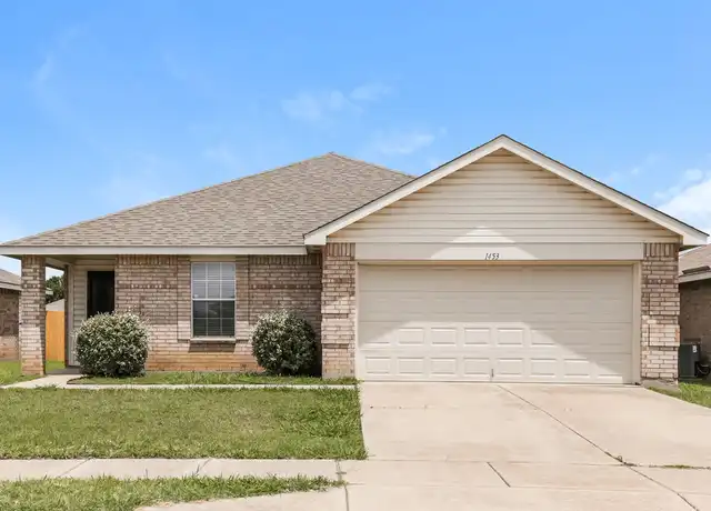 Property at 1453 Castle Ridge Rd, Fort Worth, TX, 76140, 3 beds, 2 baths, [object Object]