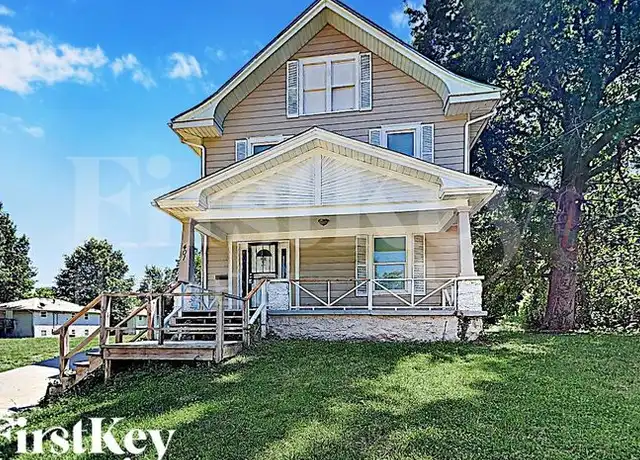 Property at 401 E College St, Independence, MO, 64050, 4 beds, 2.5 baths, [object Object]