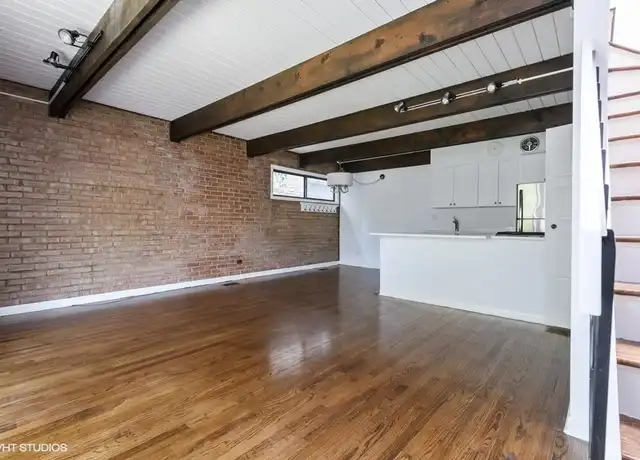 Property at 1201 W Belden Ave Unit 3, Chicago, IL, 60614, 2 beds, 1 bath, [object Object]