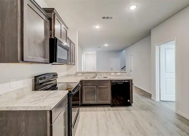 Property at 1415 Jonah Ln, Ennis, TX, 75119, 4 beds, 2.5 baths, [object Object]