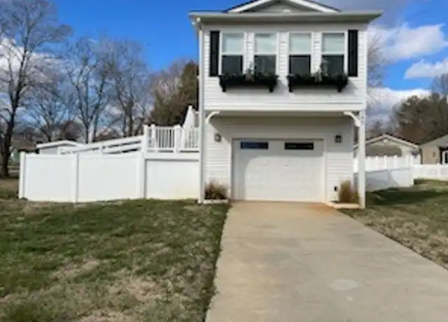 Property at 160 Mainview Dr, Mooresville, NC, 28117, 1 bed, 1 bath, [object Object]