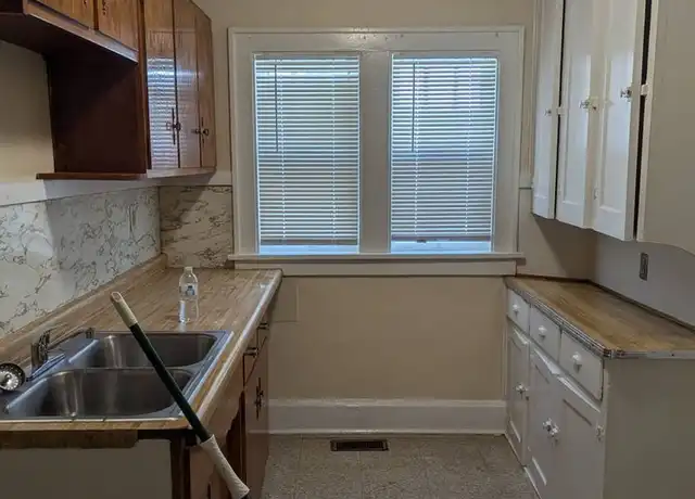 Property at 2312 Hecker Ave Unit 2312-4, Rockford, IL, 61103, 1 bed, 1 bath, [object Object]