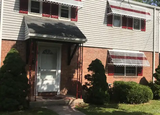 Property at 28 Rutland St, Hartford, CT, 06120, 2 beds, 1 bath, [object Object]