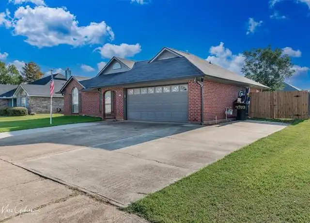 Property at 4909 General Ashley Dr, Bossier City, LA, 71112, 4 beds, 2 baths, [object Object]