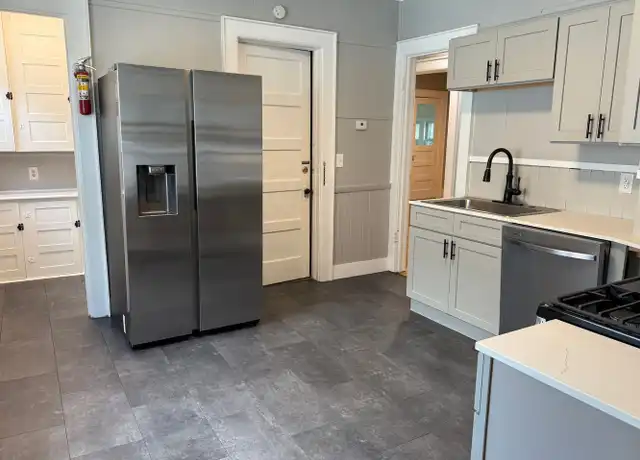 Property at 825 Westcott St, Syracuse, NY, 13210, 3 beds, 1 bath, [object Object]