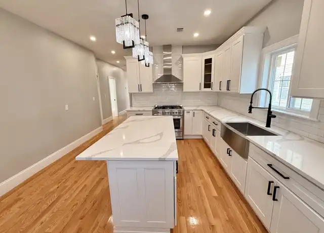 Property at 20 Irma St Unit 1, Boston, MA, 02124, 3 beds, 1 bath, [object Object]