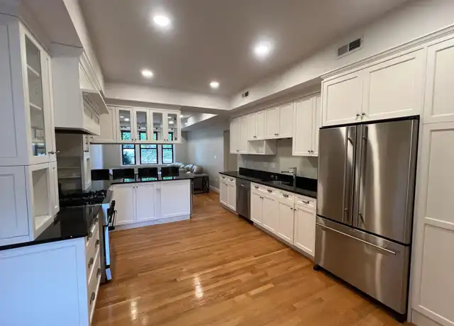 Property at 2021 Commonwealth Ave Unit 1-A, Brighton, MA, 02135, 5 beds, 2.5 baths, [object Object]
