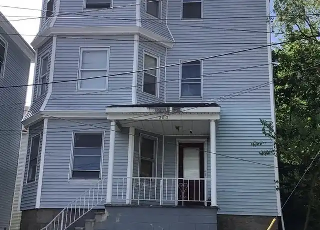 Property at 583 Center St Unit 3, Fall River, MA, 02724, 3 beds, 1 bath, [object Object]