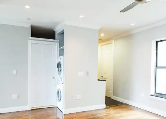 Property at 326 E 100th St Unit 4B, New York, NY, 10029, 3 beds, 2 baths, [object Object]