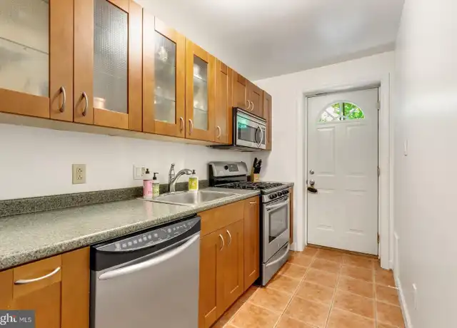 Property at 2208 Christian St #1, Philadelphia, PA, 19146, 2 beds, 1 bath, [object Object]