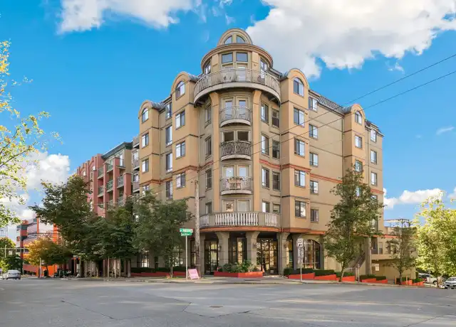 Property at 133 Queen Anne Ave N, Seattle, WA, 98109, 1 bed, 1 bath, [object Object]