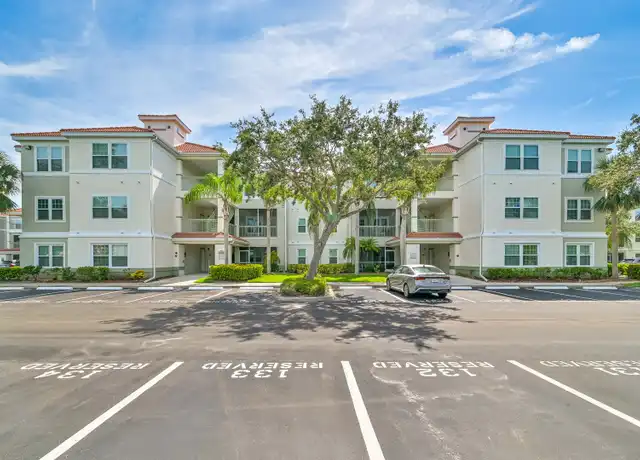 Property at 23660 Walden Center Dr #307, Estero, FL, 34134, 1 bed, 1 bath, [object Object]