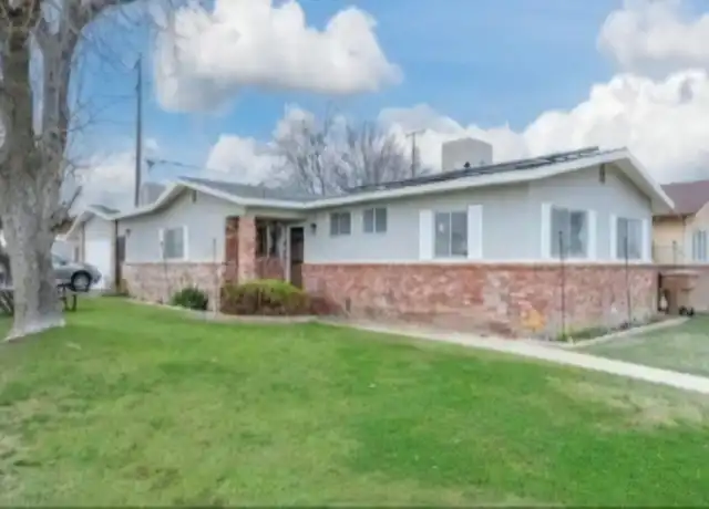 Property at 301 Sanford Dr, Bakersfield, CA, 93308, 1 bed, 1 bath, [object Object]