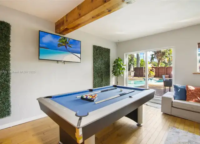 Property at 2708 Cleveland St, Hollywood, FL, 33020, 4 beds, 2 baths, [object Object]