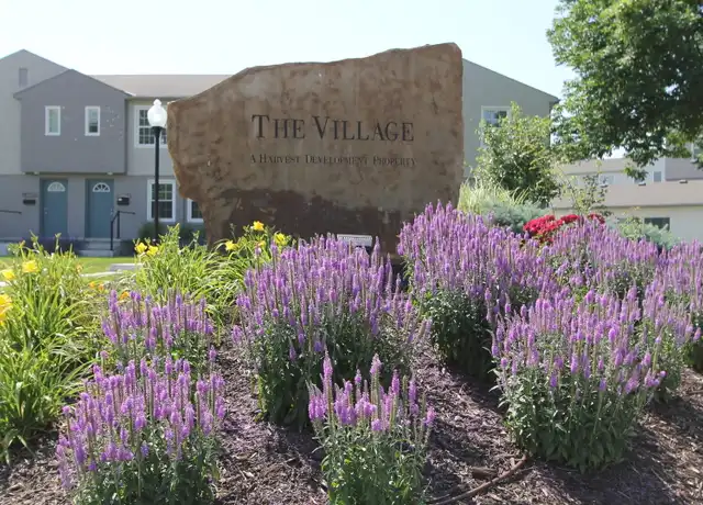 Property at The Village - 3057 S 41st St, Omaha, NE, 68105, 2 beds, 1 bath, [object Object]