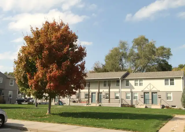 Property at The Village - 3057 S 41st St, Omaha, NE, 68105, 2 beds, 1 bath, [object Object]