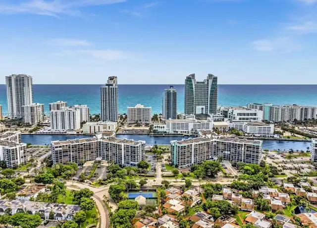 Property at 400 Leslie Dr #711, Hallandale Beach, FL, 33009, 1 bed, 1 bath, [object Object]