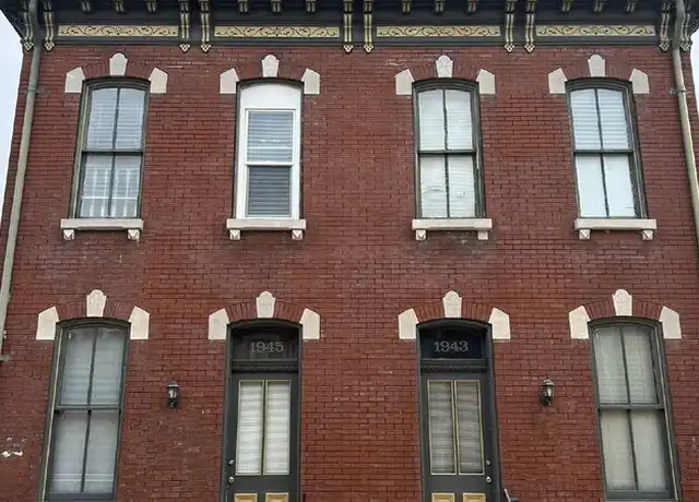 Property at 1945 Benton St, St. Louis, MO, 63106, 1 bed, 1.5 baths, [object Object]