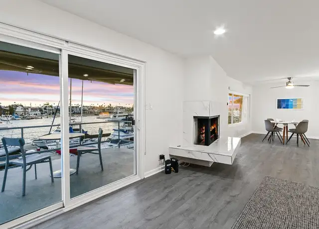 Photo of 919 Bayside Dr, Newport Beach, CA 92660