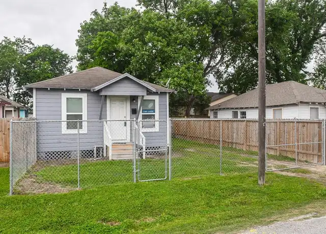 Property at 2903 Wipprecht St, Houston, TX, 77026, 2 beds, 1 bath, [object Object]