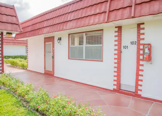 Property at 101 Waterford D Unit D, Delray Beach, FL, 33446, 2 beds, 2 baths, [object Object]