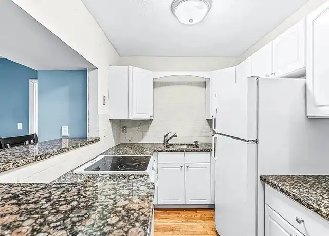 Property at 125 Grove St, West Roxbury, MA, 02132, 1 bed, 1 bath, [object Object]
