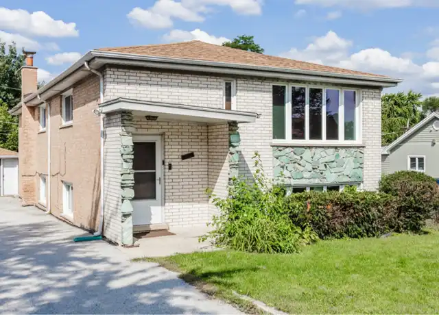 Property at 7840 Cronin Ave Unit 1, Justice, IL, 60458, 2 beds, 1 bath, [object Object]
