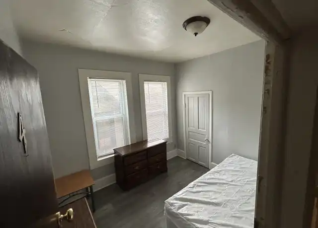 Property at 2657 S 28th St Unit 3, Milwaukee, WI, 53215, 0 beds, 1 bath, [object Object]