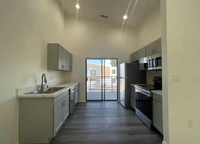 Property at 920 Shoofly St Unit W6, Santa Fe, NM, 87505, 2 beds, 2 baths, [object Object]