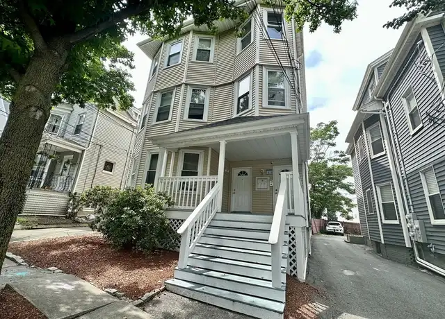 Property at 21 Macarthur St Unit 2, Somerville, MA, 02145, 4 beds, 1 bath, [object Object]