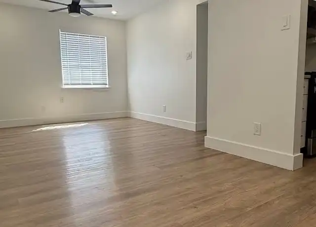 Property at 307 E 31st St Unit K704 307 105, Austin, TX, 78705, 2 beds, 1 bath, [object Object]