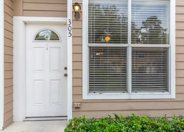 Property at 4415 SW 34th St #305, Gainesville, FL, 32608, 2 beds, 2.5 baths, [object Object]