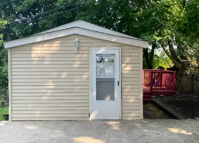 Property at 72 Gage St Unit 4, Worcester, MA, 01605, 1 bed, 1 bath, [object Object]