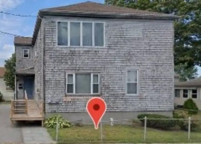 Property at 689 King St, Fall River, MA, 02724, 2 beds, 1 bath, [object Object]