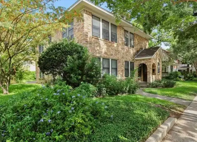 Property at 4018 Garrott St, Houston, TX, 77006, 2 beds, 1 bath, [object Object]