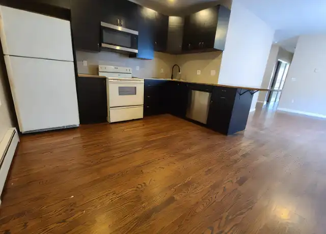 Property at 48 Elliott St Unit 2E, Hartford, CT, 06114, 2 beds, 1 bath, [object Object]