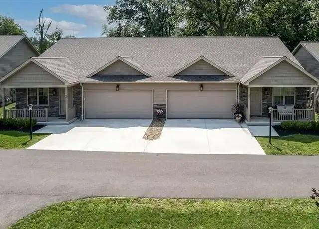 Property at 50 Hawks Lndg, Cortland, OH, 44410, 2 beds, 2 baths, [object Object]