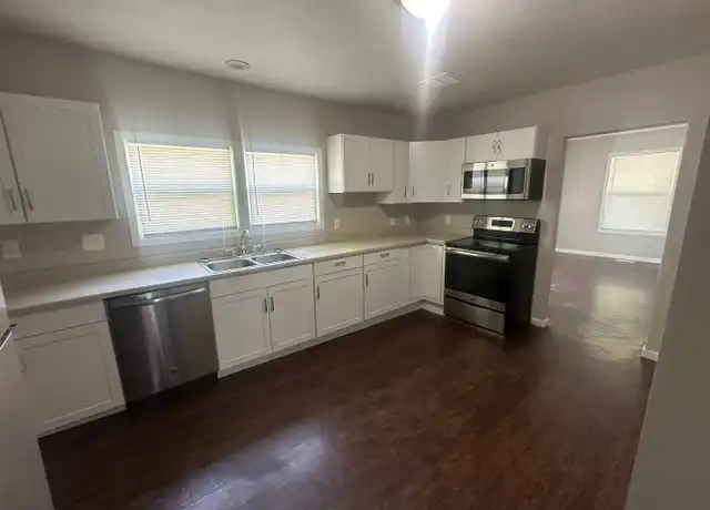 Property at 421 E Rich Ave, Spokane, WA, 99207, 4 beds, 2 baths, [object Object]
